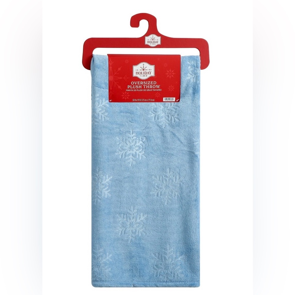 Holiday Time NWT Light Blue Snowflake Plush Throw